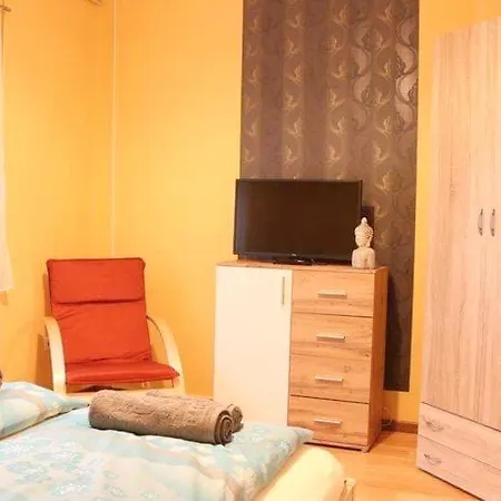 Relax Wellness Apartman Paradsasvar Exterior photo